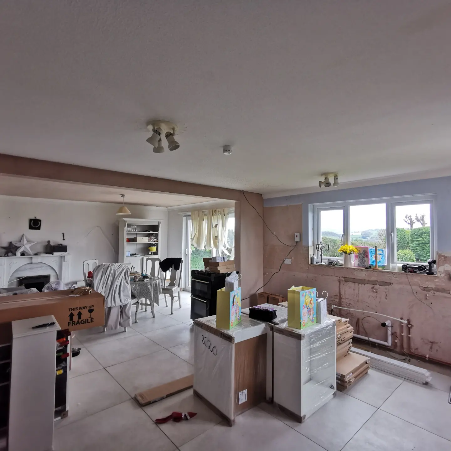 Kitchen before the lighting upgrade